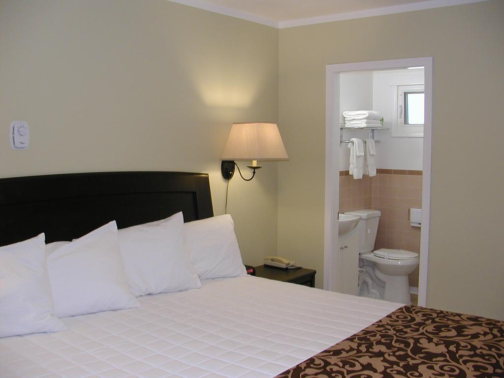 Motel Almo Court