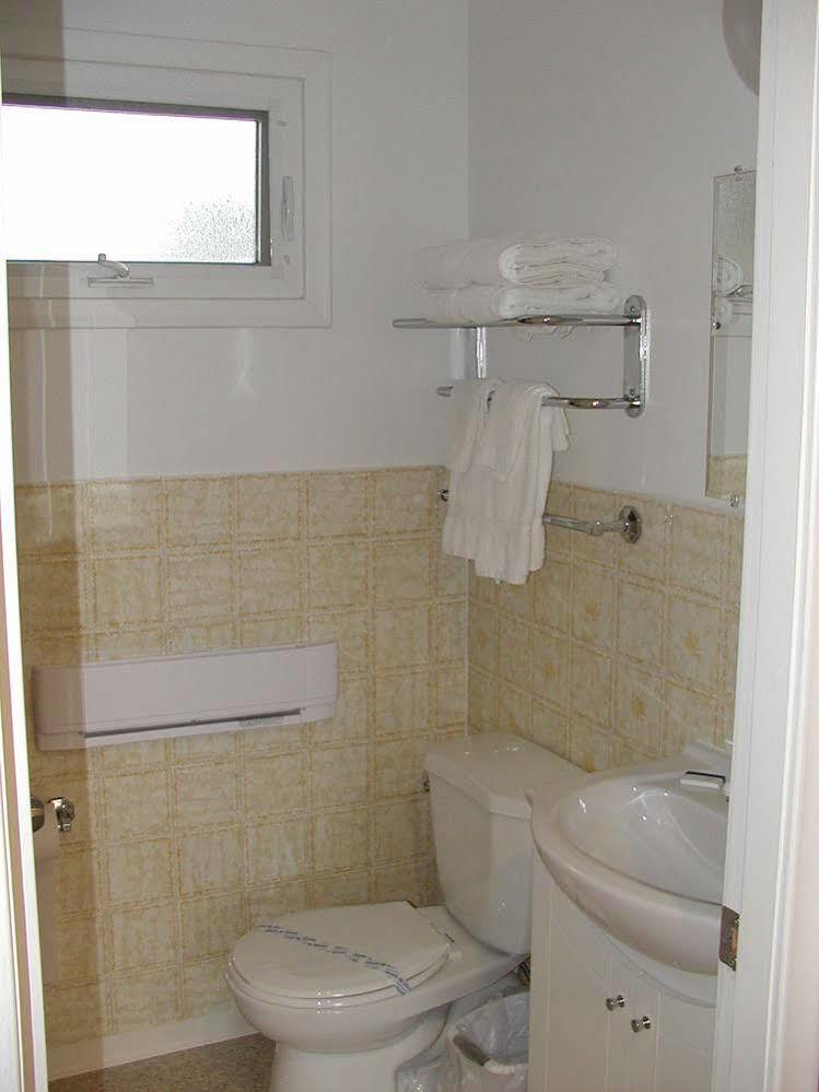 Almo Court Motel