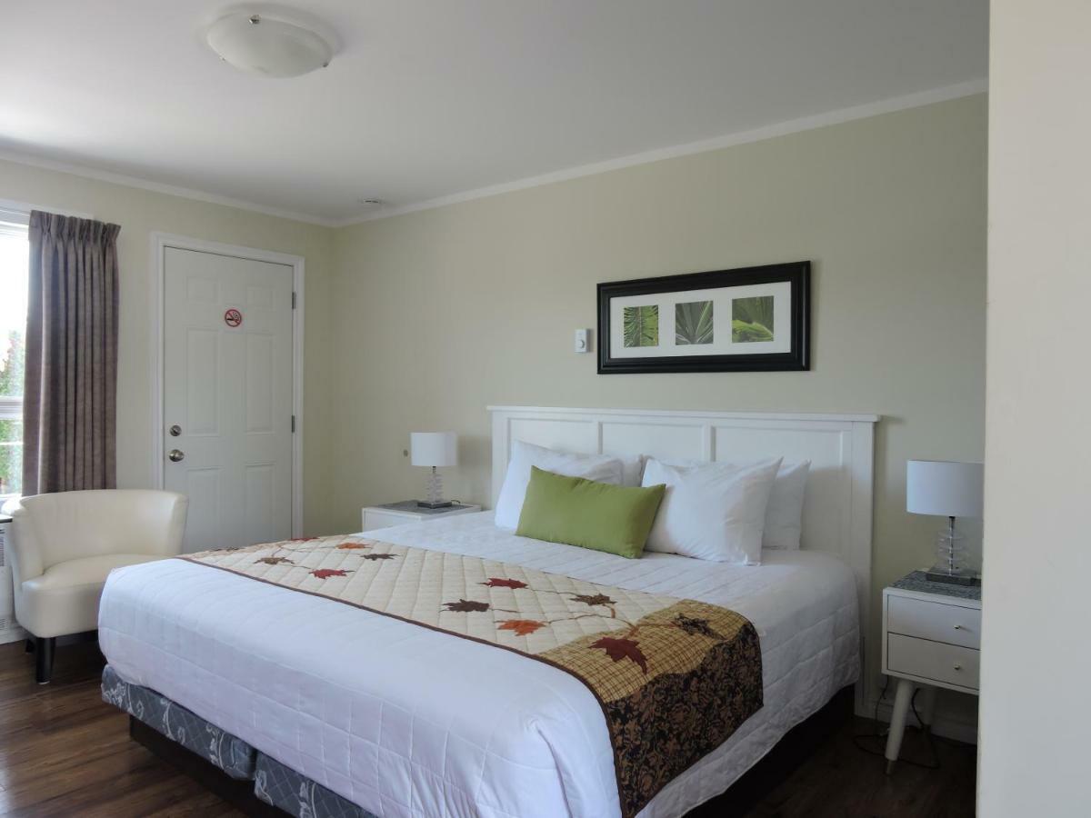 Almo Court Motel 3*