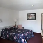 Hospitality Courtyard Inn