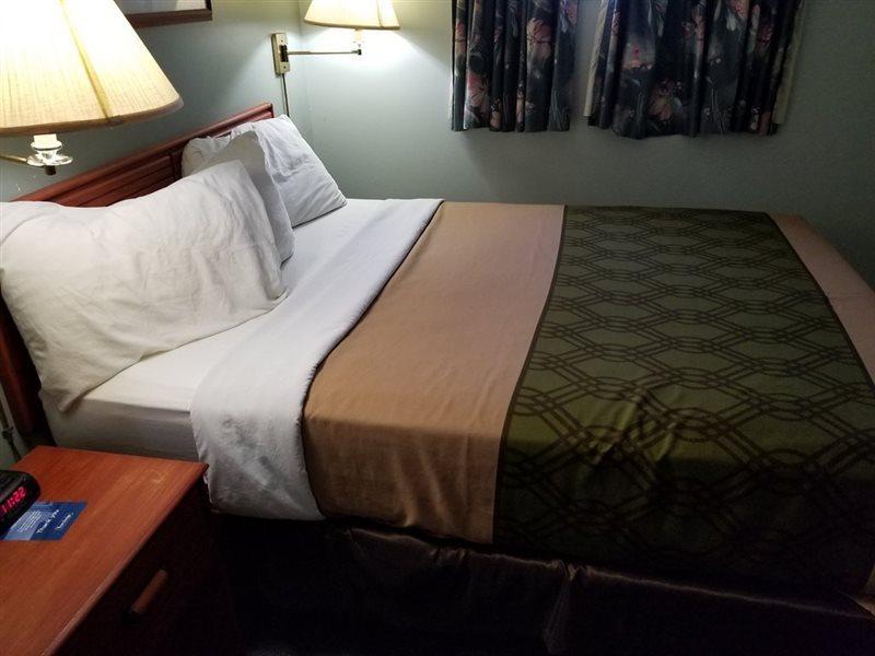 Travelodge By Wyndham Hotel Cranbrook