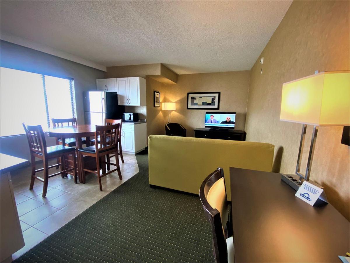 Days By Wyndham Conference Centre Hotel