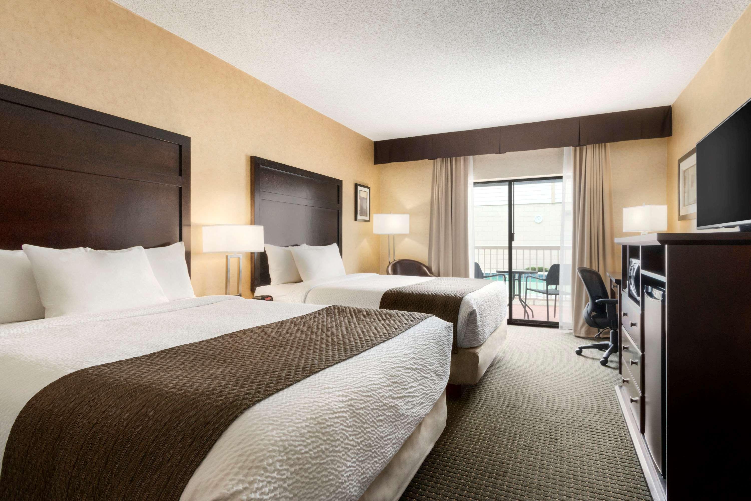 Days By Wyndham Conference Centre 3*