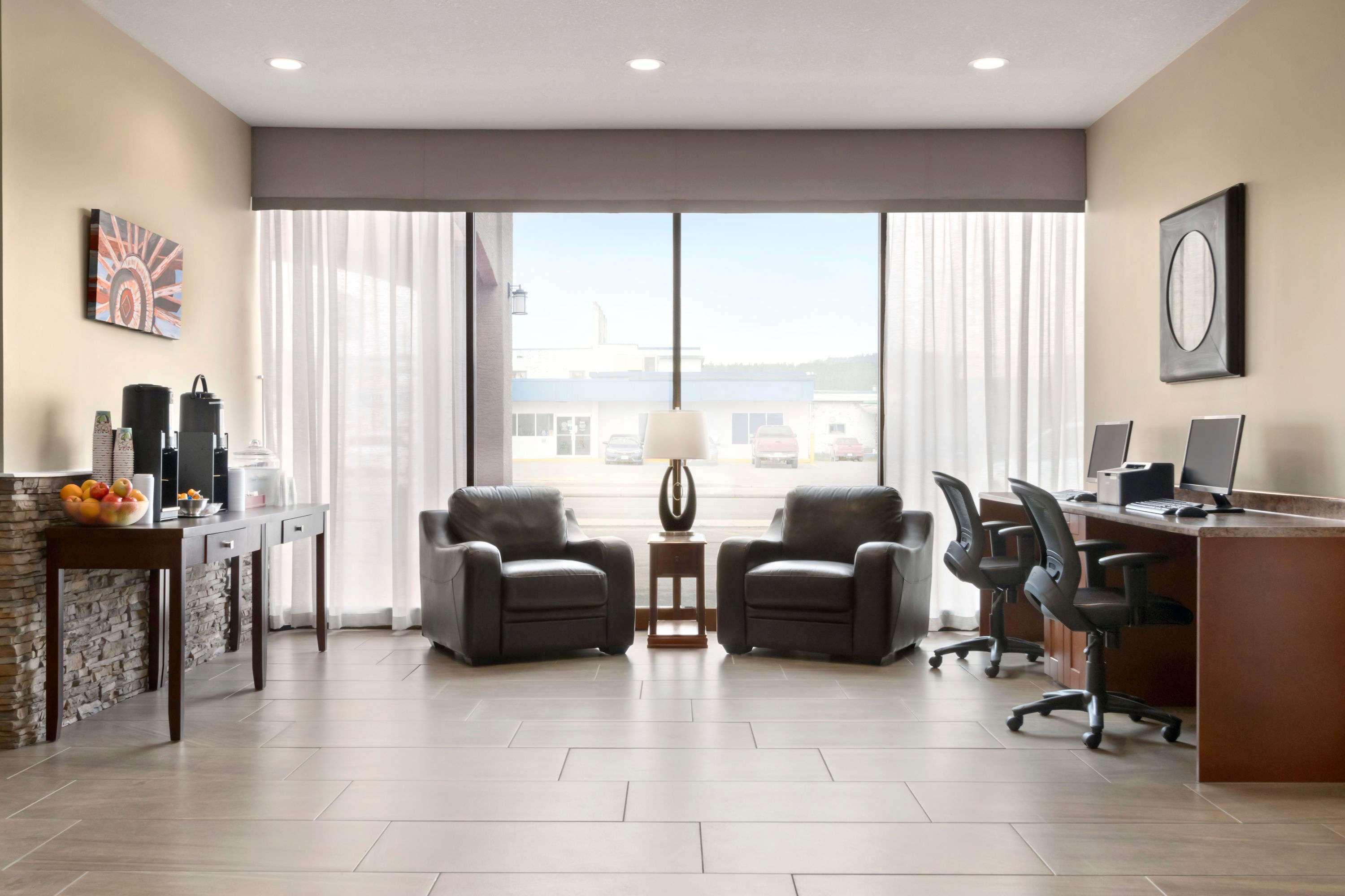 Days By Wyndham Conference Centre Hotel Cranbrook