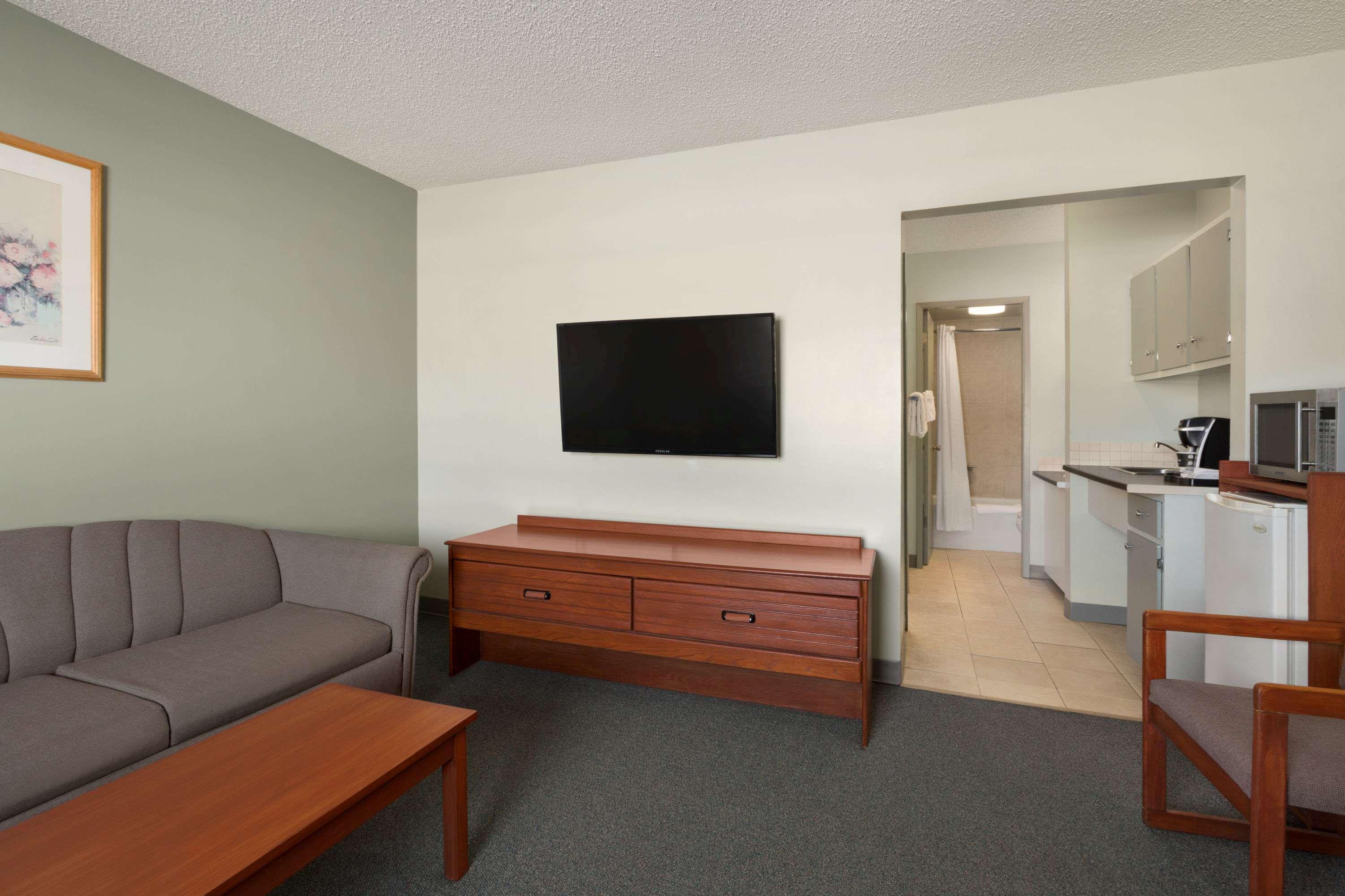 Travelodge By Wyndham 3* Cranbrook