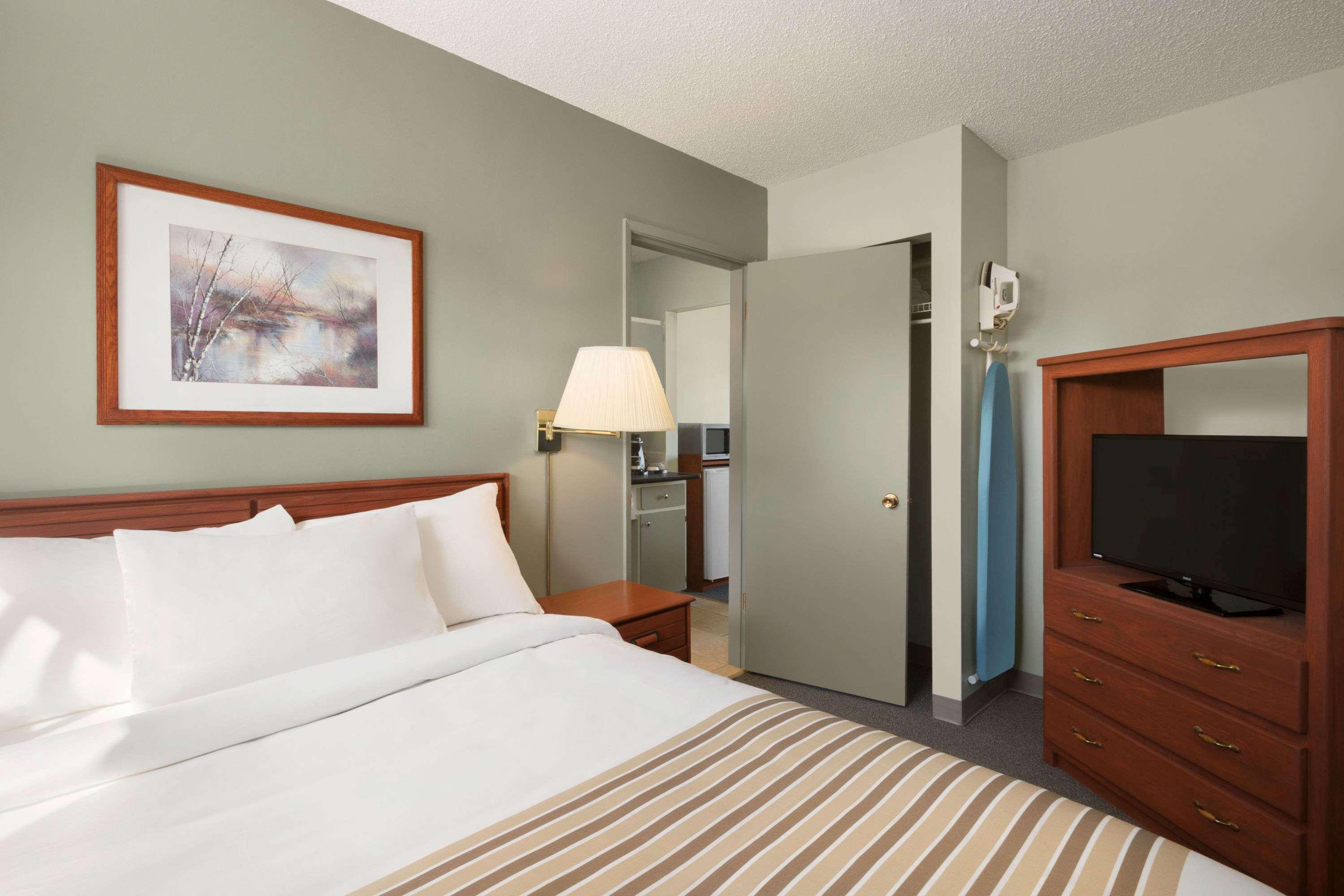 Travelodge By Wyndham Hotel Cranbrook
