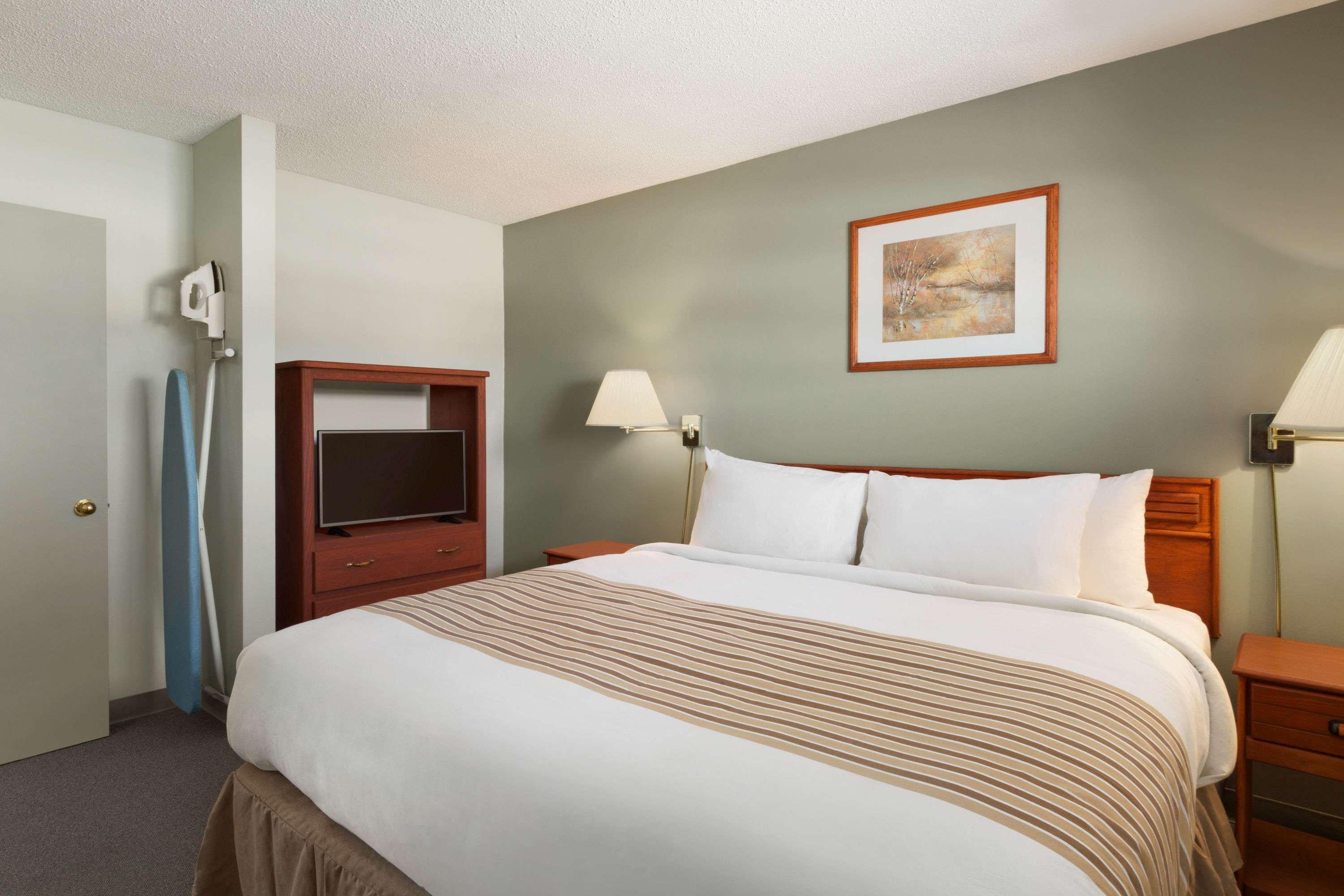 Travelodge By Wyndham 3*