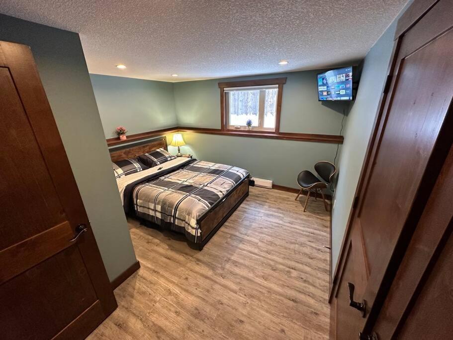 Apartment Beautiful In Cranbrook! *