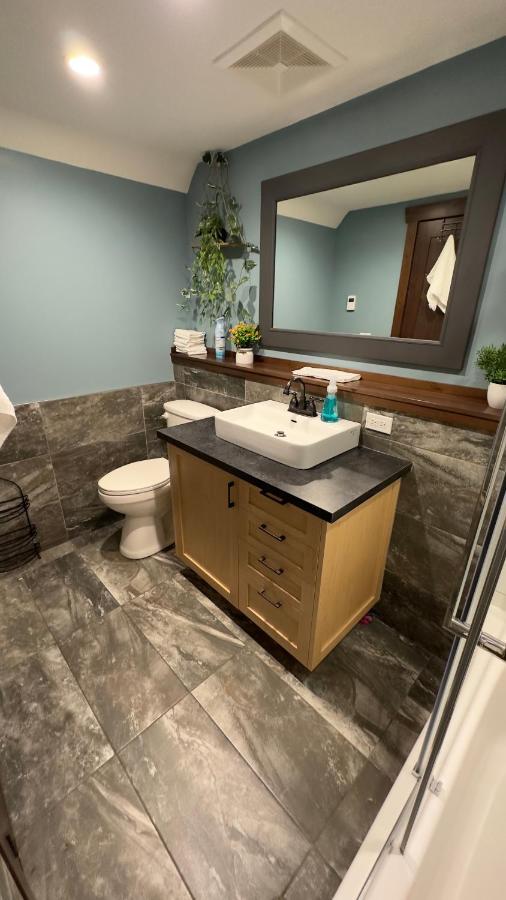 Apartment Beautiful In Cranbrook! Cranbrook