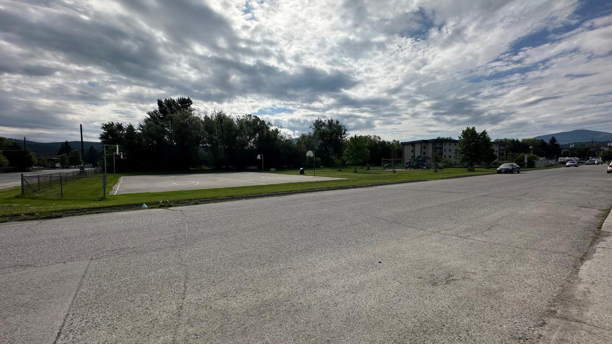 Beautiful In Cranbrook! Apartment *