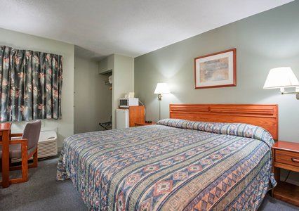 Travelodge By Wyndham Hotel Cranbrook