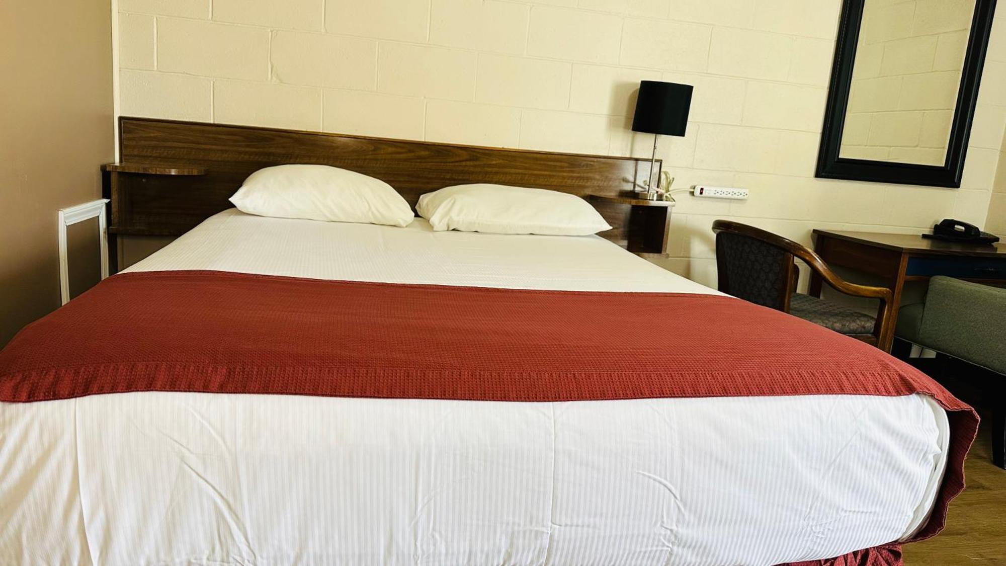 Travellers Motel Cranbrook