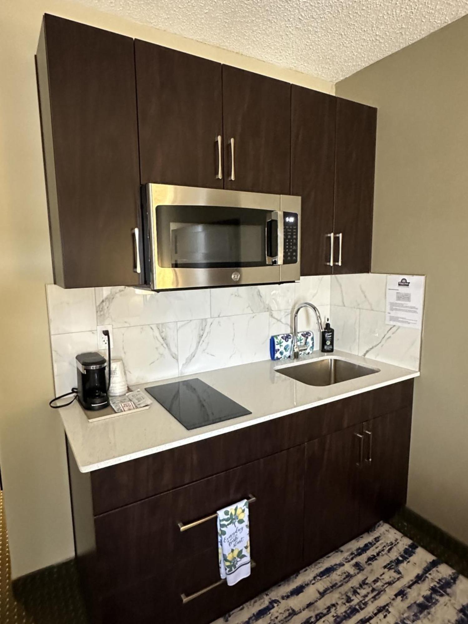 Hotel Days By Wyndham Conference Centre 3*