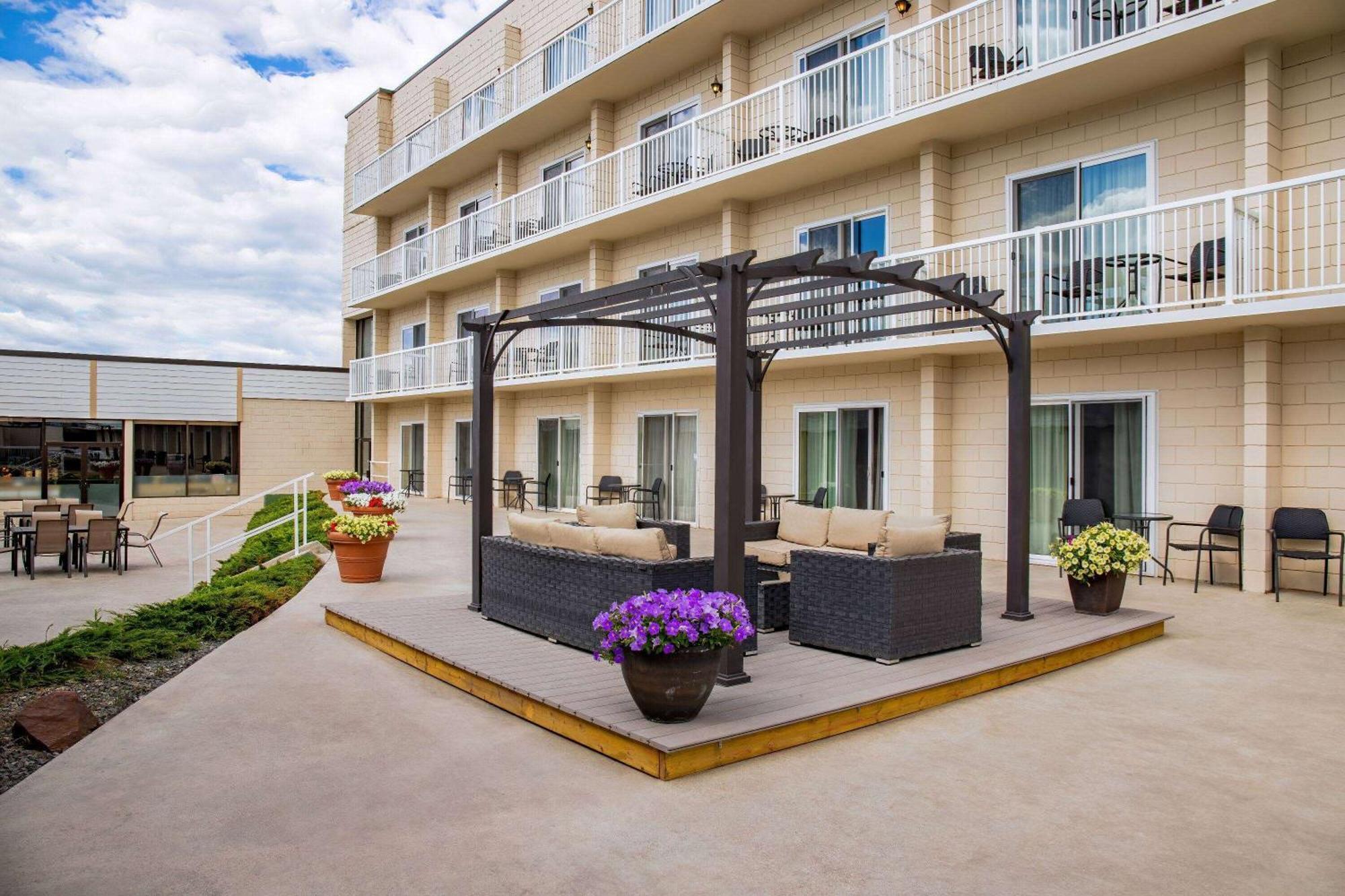 Days By Wyndham Conference Centre Hotel