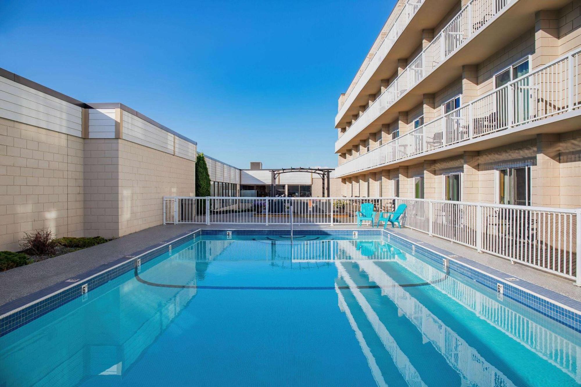 Days By Wyndham Conference Centre Hotel