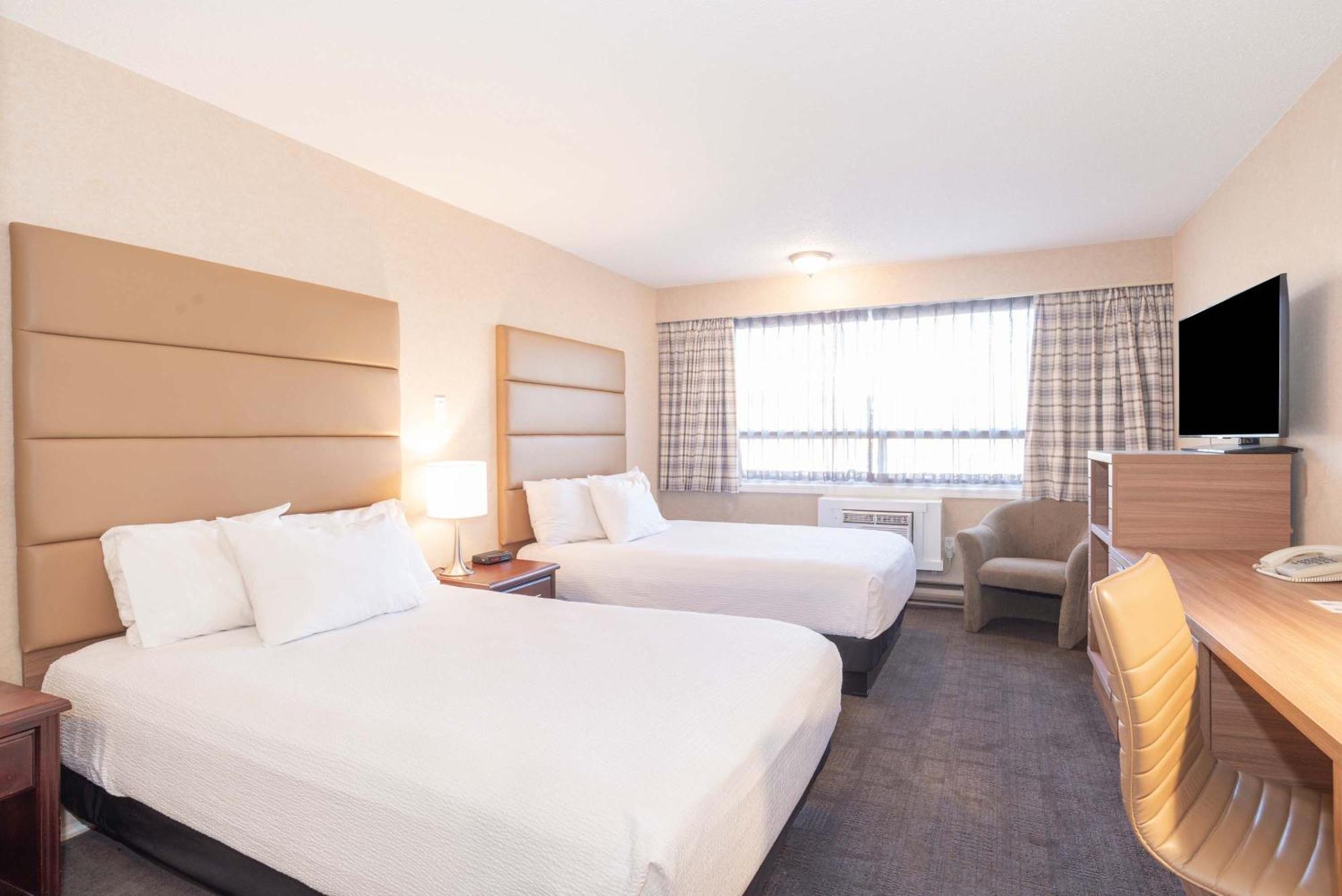 Hotel Sandman 3*
