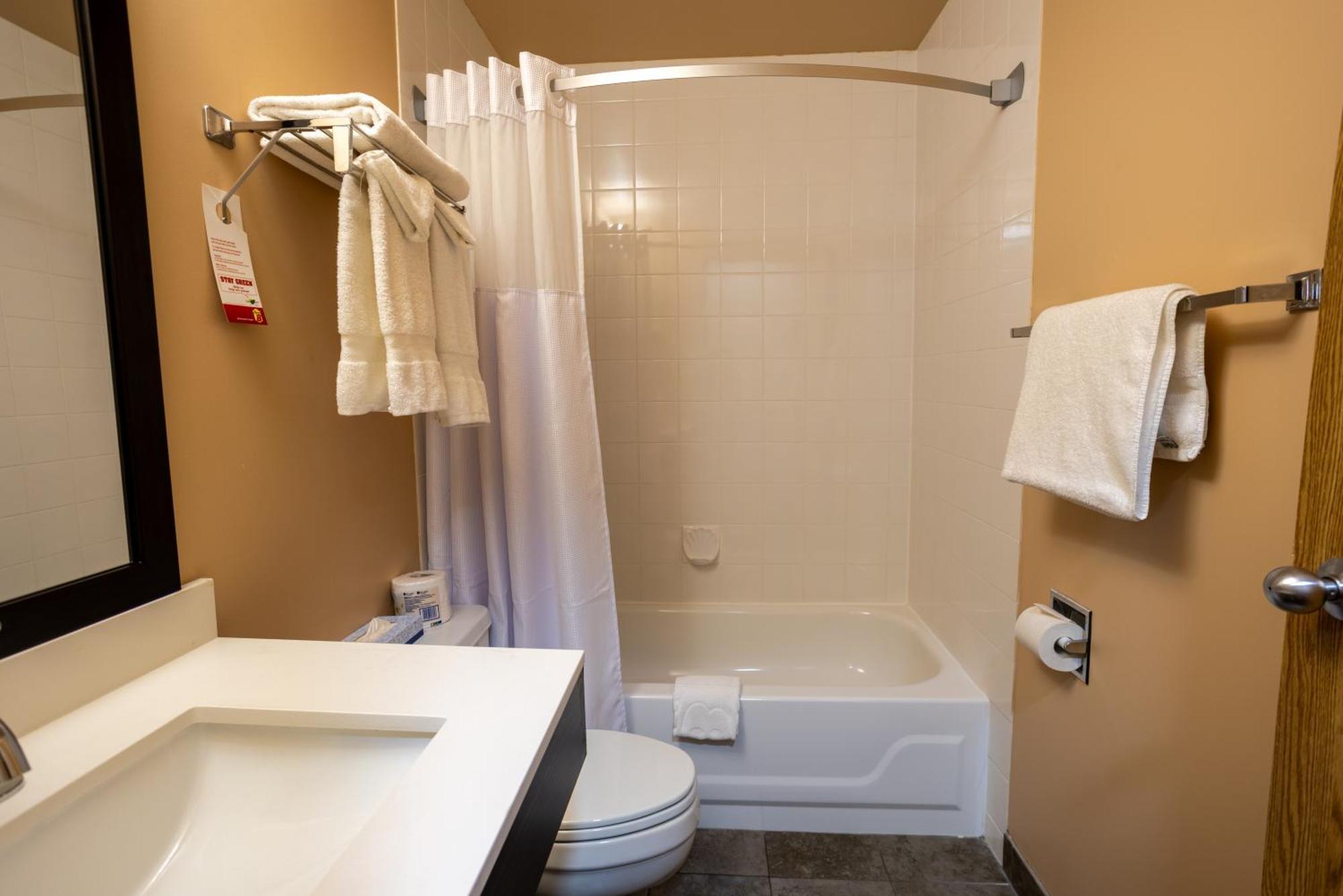 Hotel Ramada By Wyndham Cranbrook