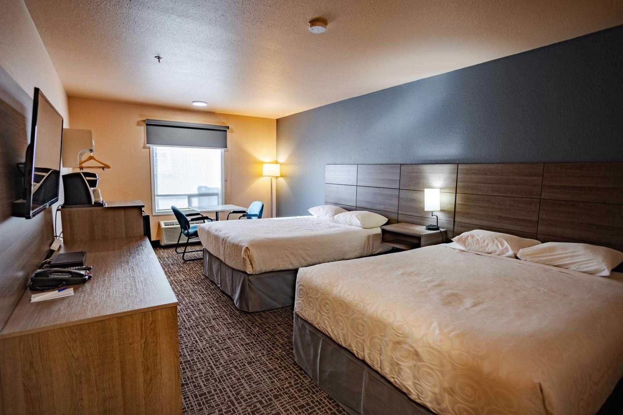 Hotel Ramada By Wyndham 2*