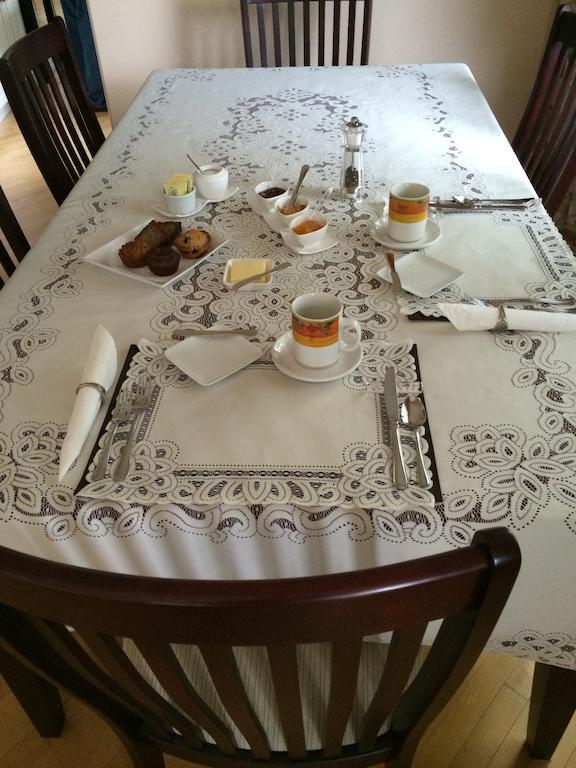 Cedar Heights Bed & Breakfast