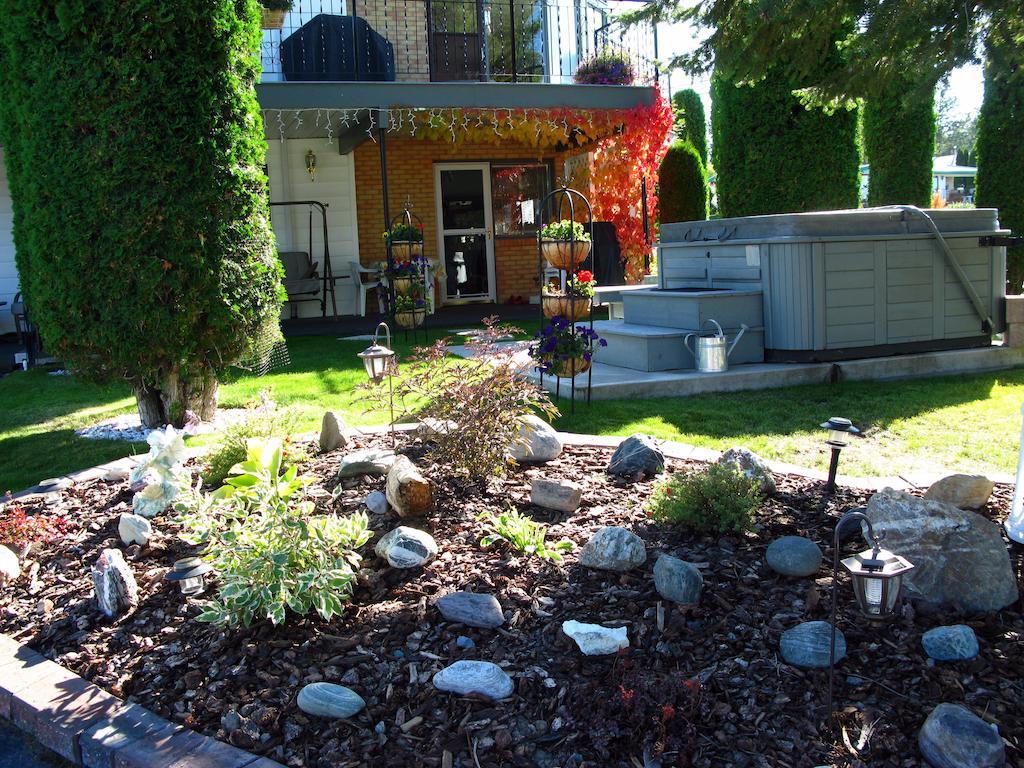 Cedar Heights 4*