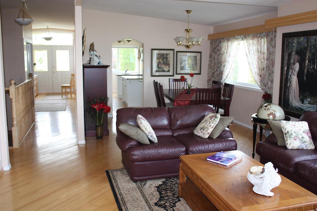 Cedar Heights Bed & Breakfast 4*