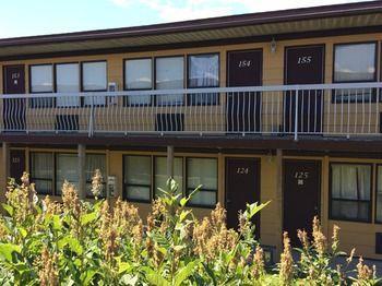 Motel Hospitality Courtyard