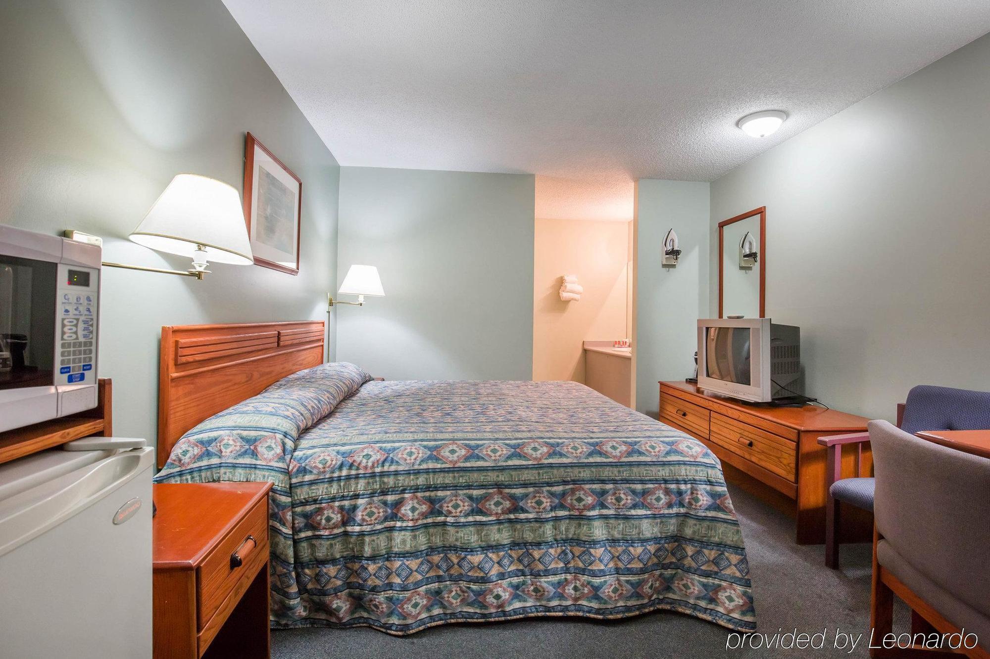 Travelodge By Wyndham Hotel Cranbrook