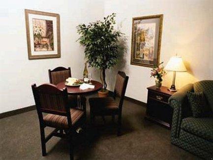 Hotel Heritage & Convention Centre -