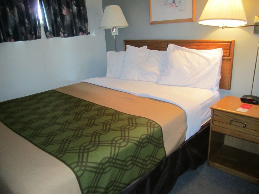 Travelodge By Wyndham Hotel Cranbrook