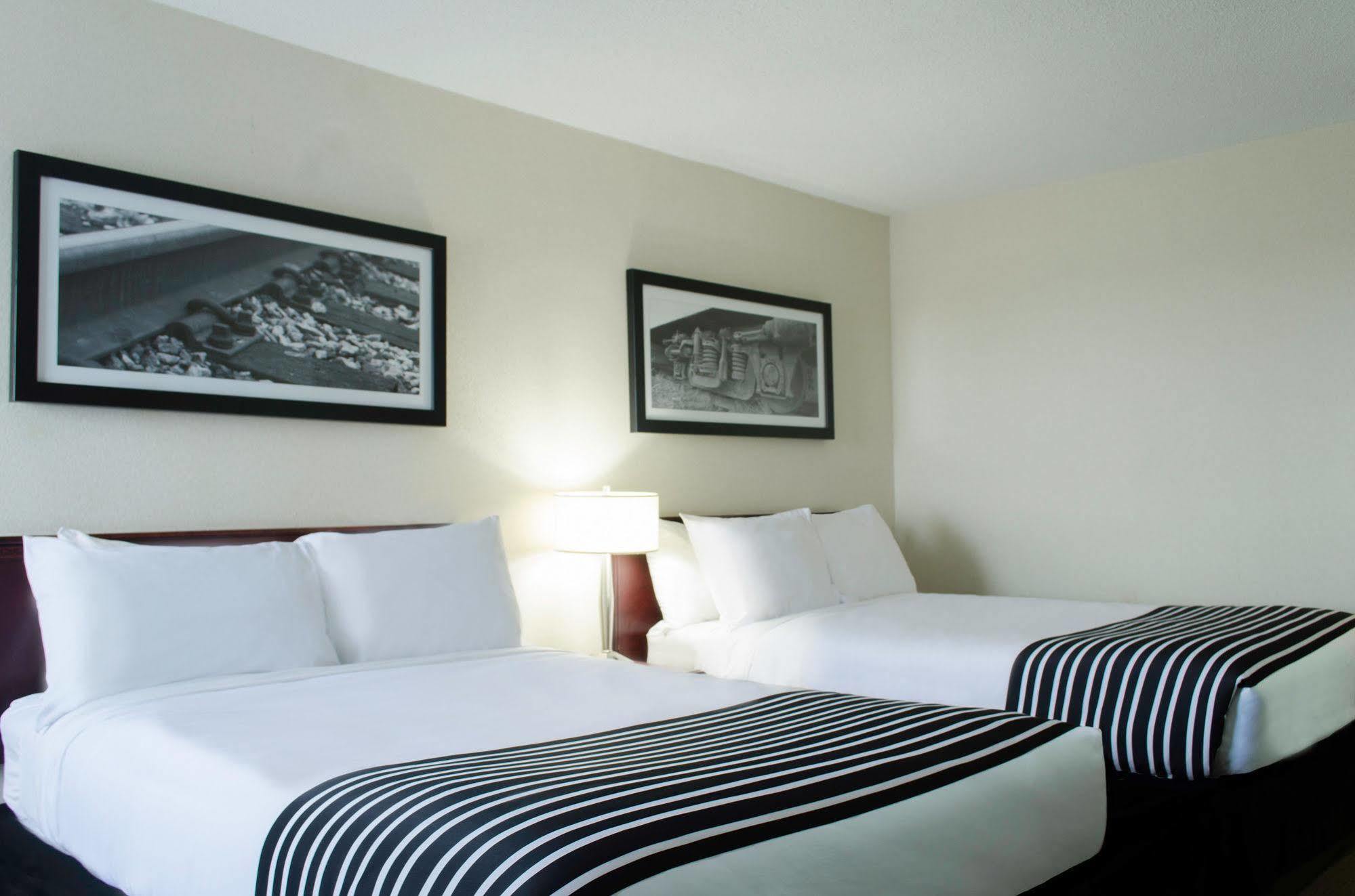 Sandman Hotel 3*