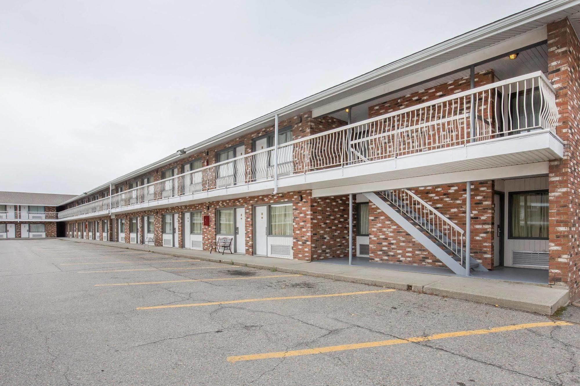 Travelodge By Wyndham Hotel