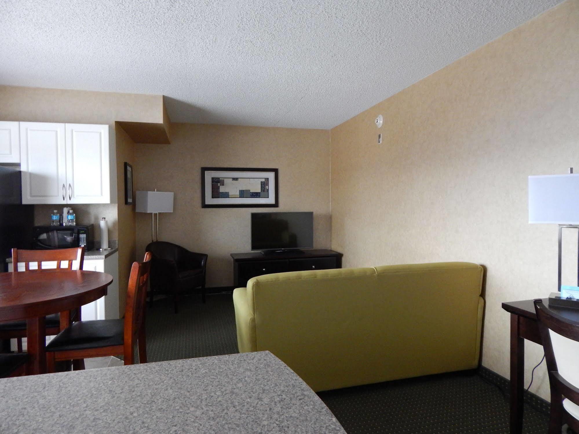 Hotel Days By Wyndham Conference Centre