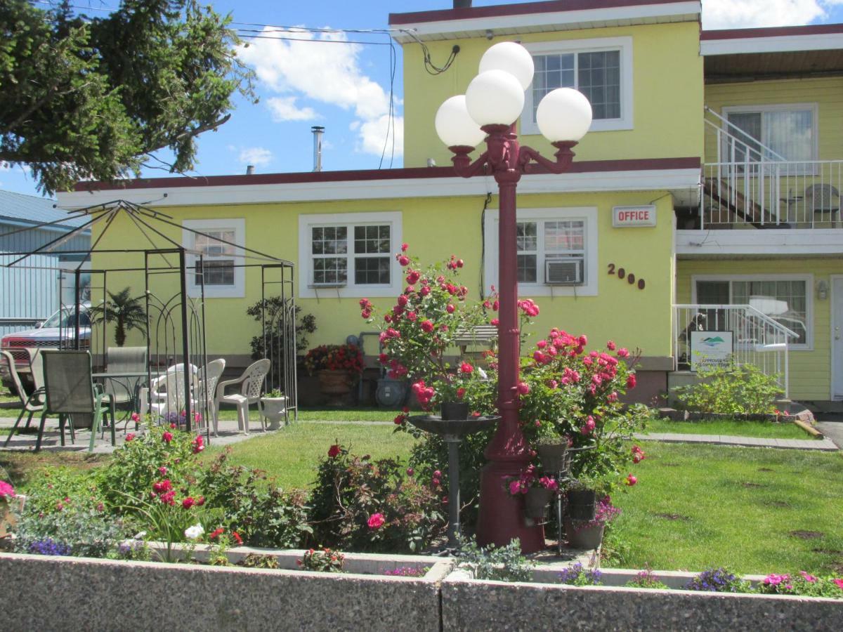 Travellers Motel 2*