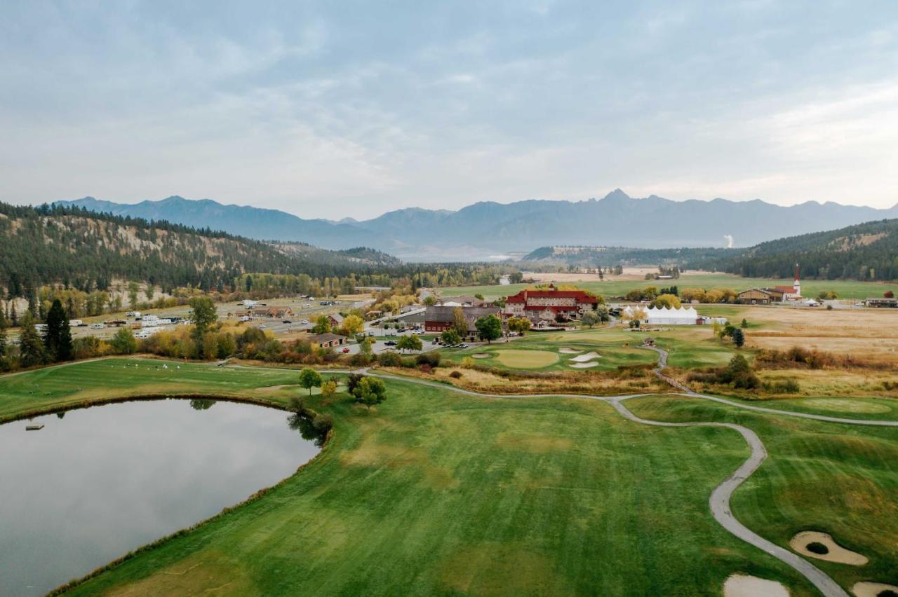 Resort St. Eugene Golf & Casino