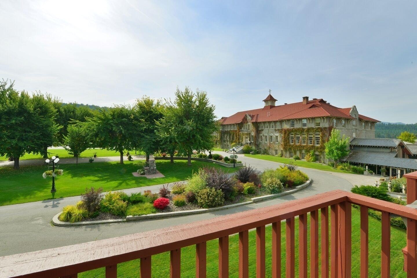 St. Eugene Golf & Casino Resort