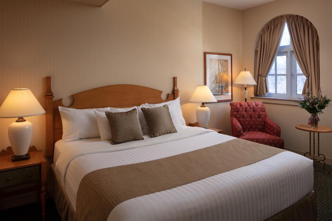 Resort St. Eugene Golf & Casino