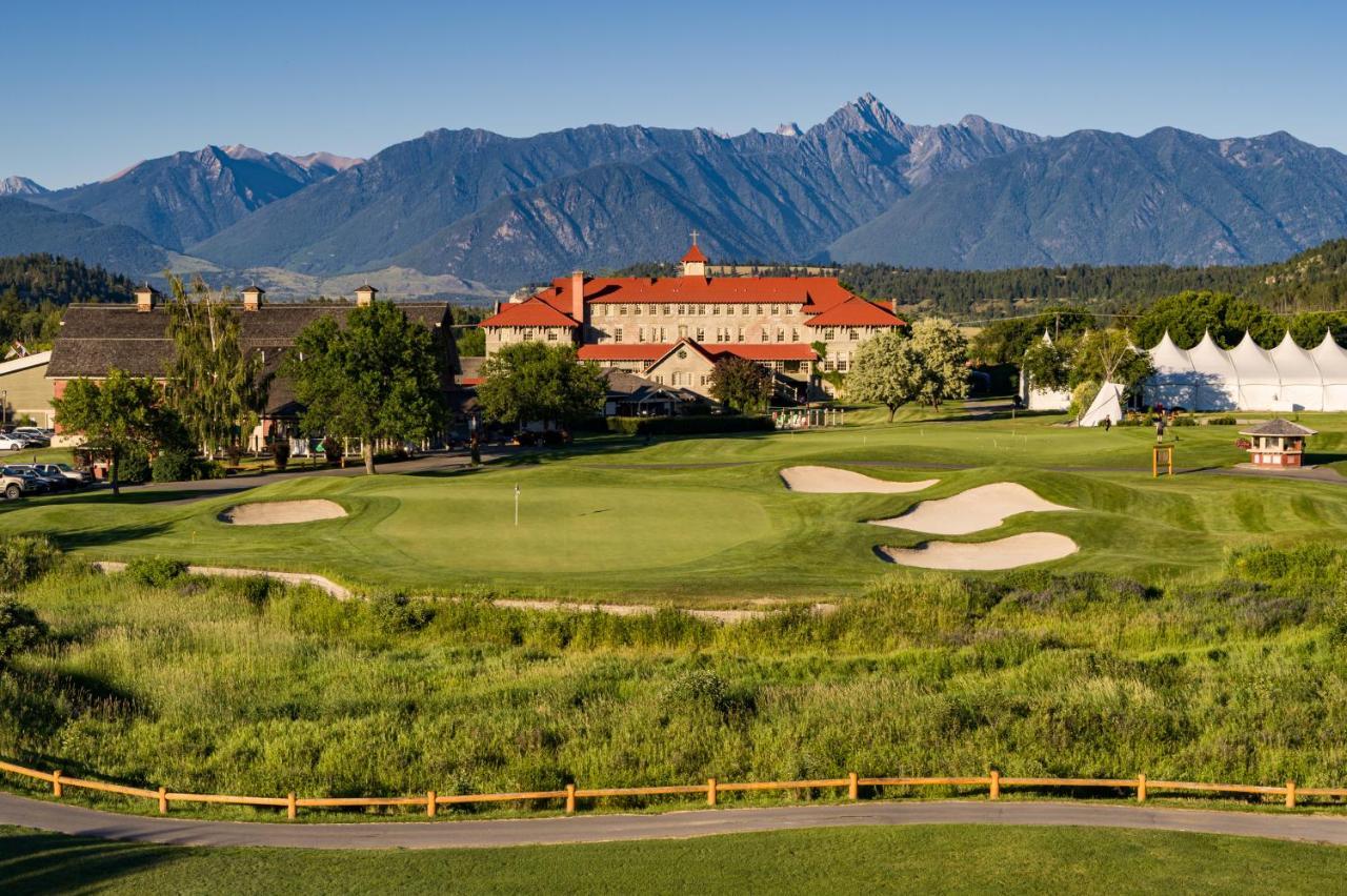 Resort St. Eugene Golf & Casino