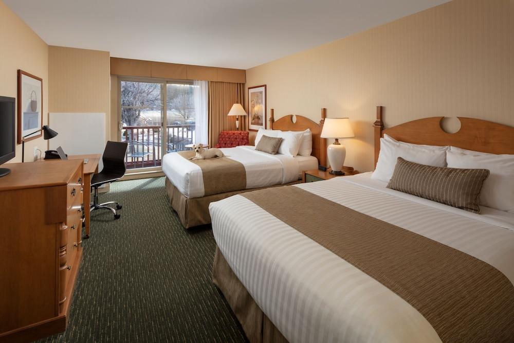 Resort St. Eugene Golf & Casino 4*