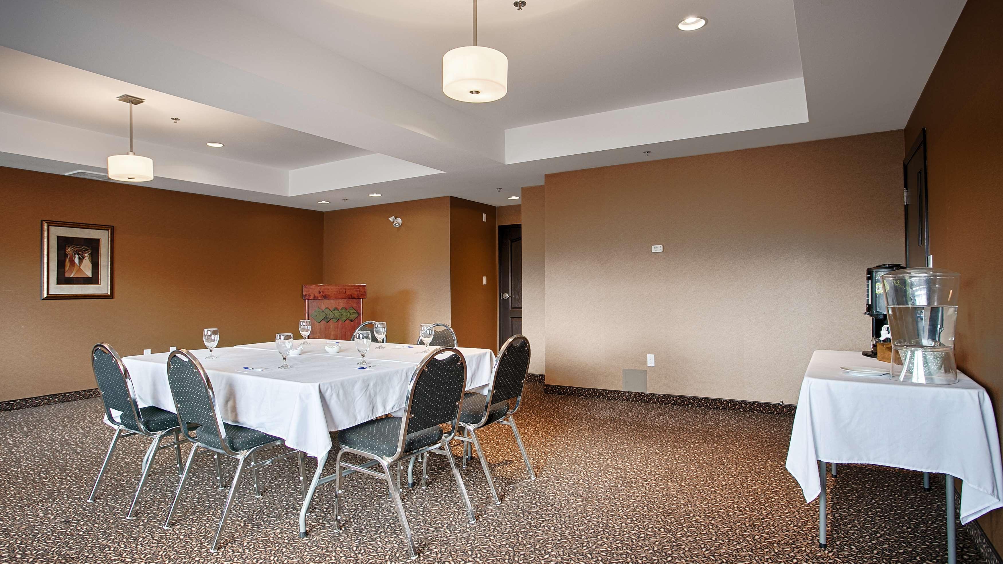 Prestige Hotel, Bw Premier Collection Hotel 4*