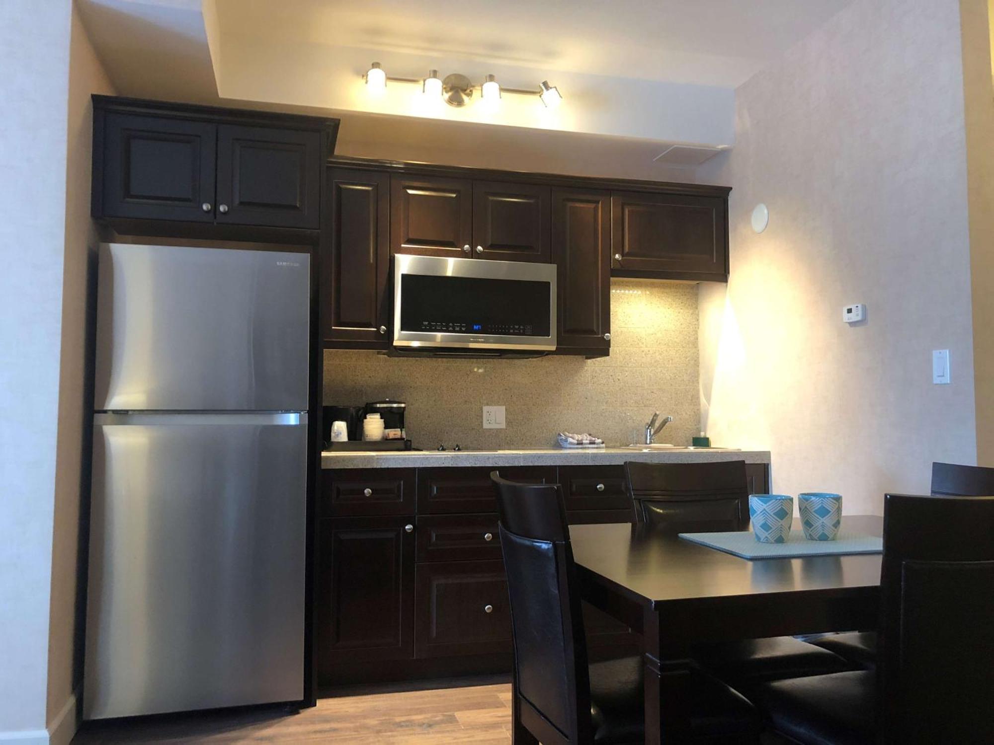 Prestige Hotel, Bw Premier Collection 4*