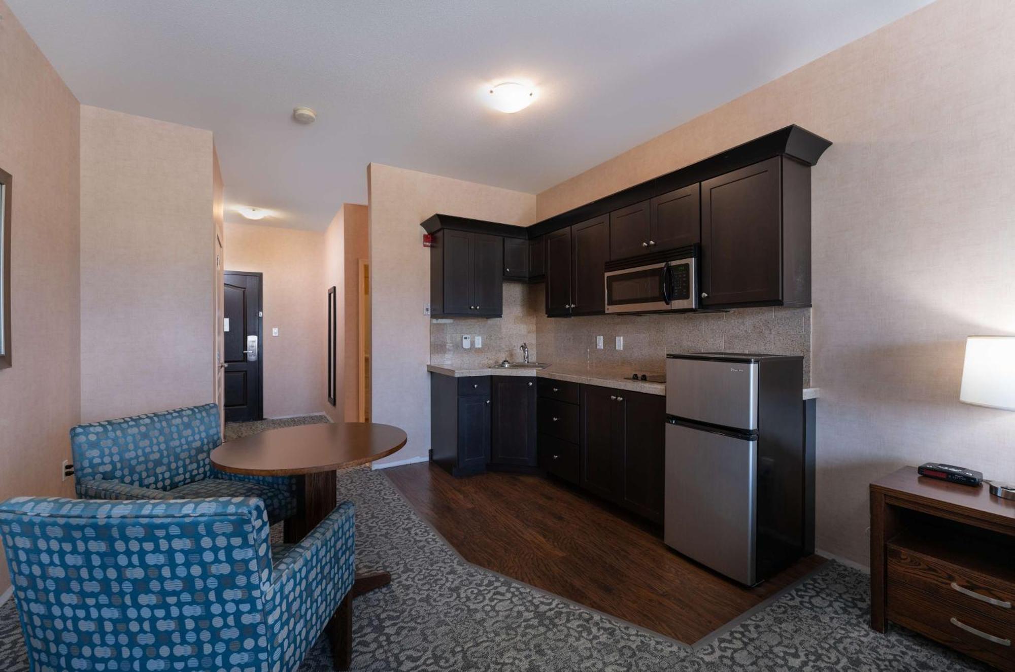 Hotel Prestige Hotel, Bw Premier Collection 4*