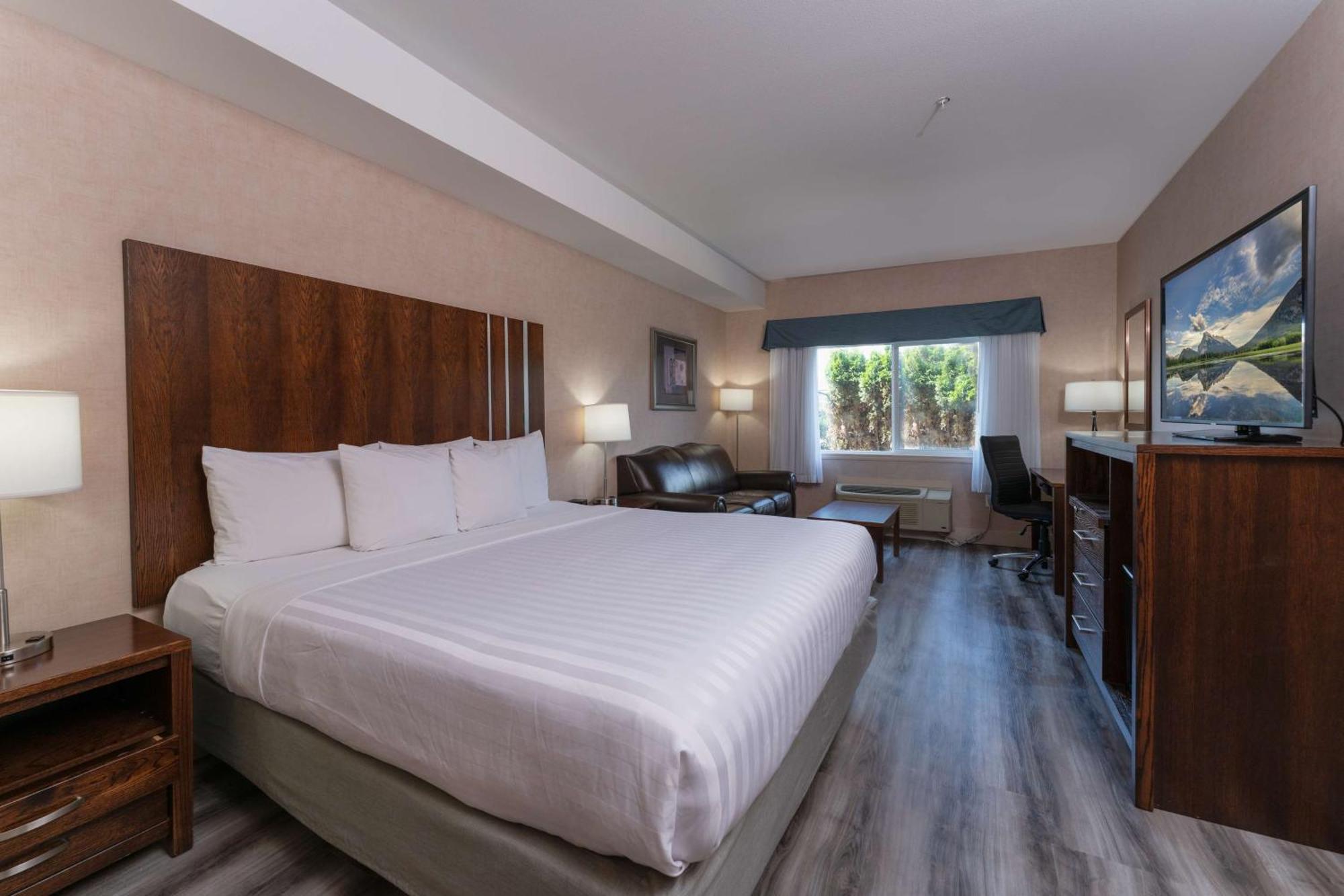 Hotel Prestige Hotel, Bw Premier Collection 4*