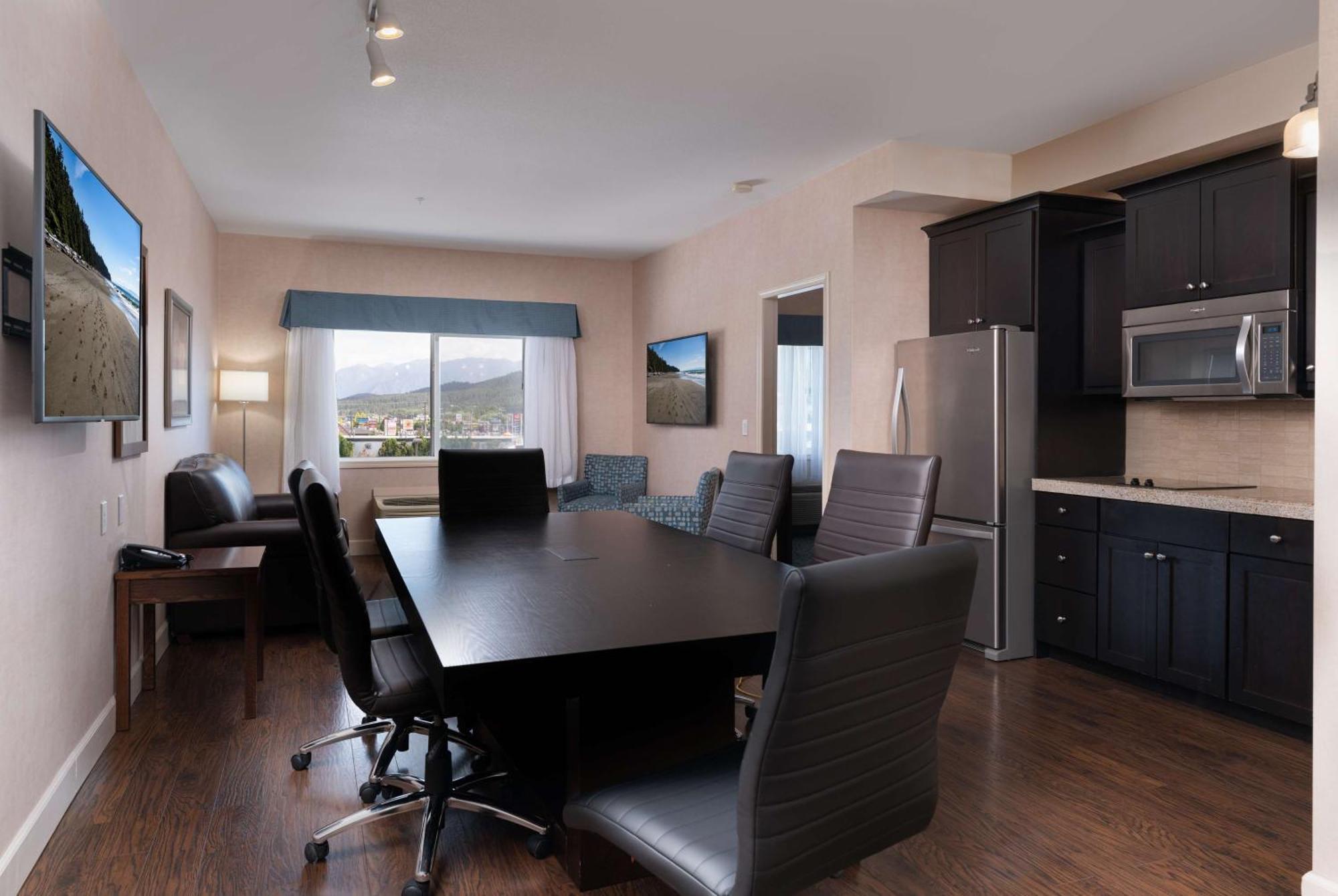 Prestige Hotel, Bw Premier Collection 4*