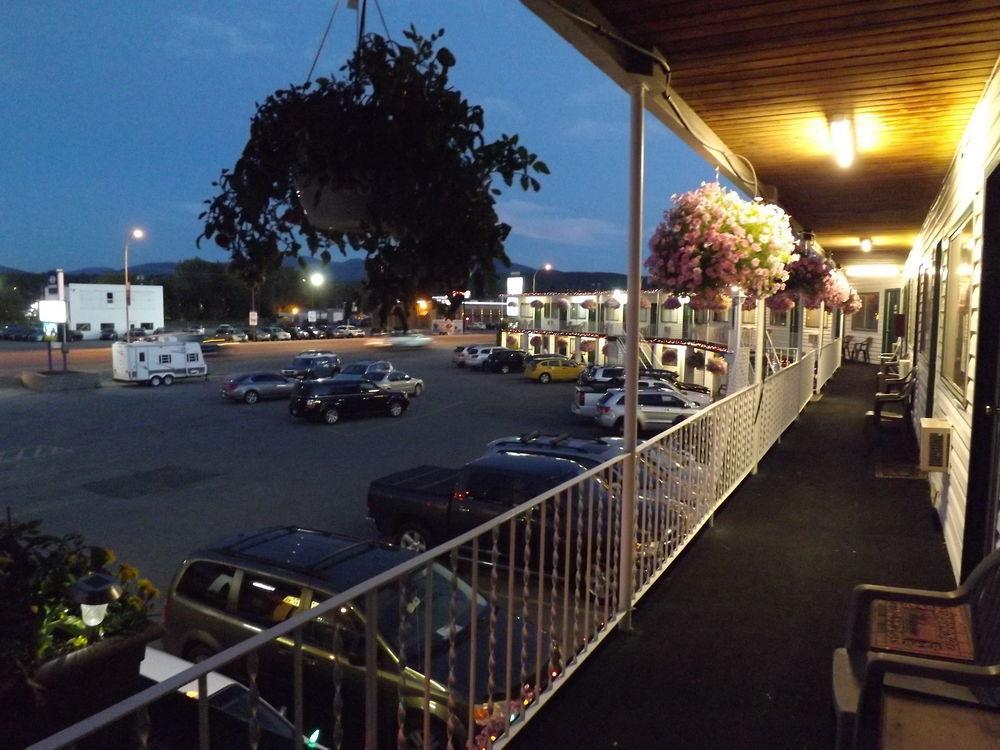Motel Kootenay Country 2*