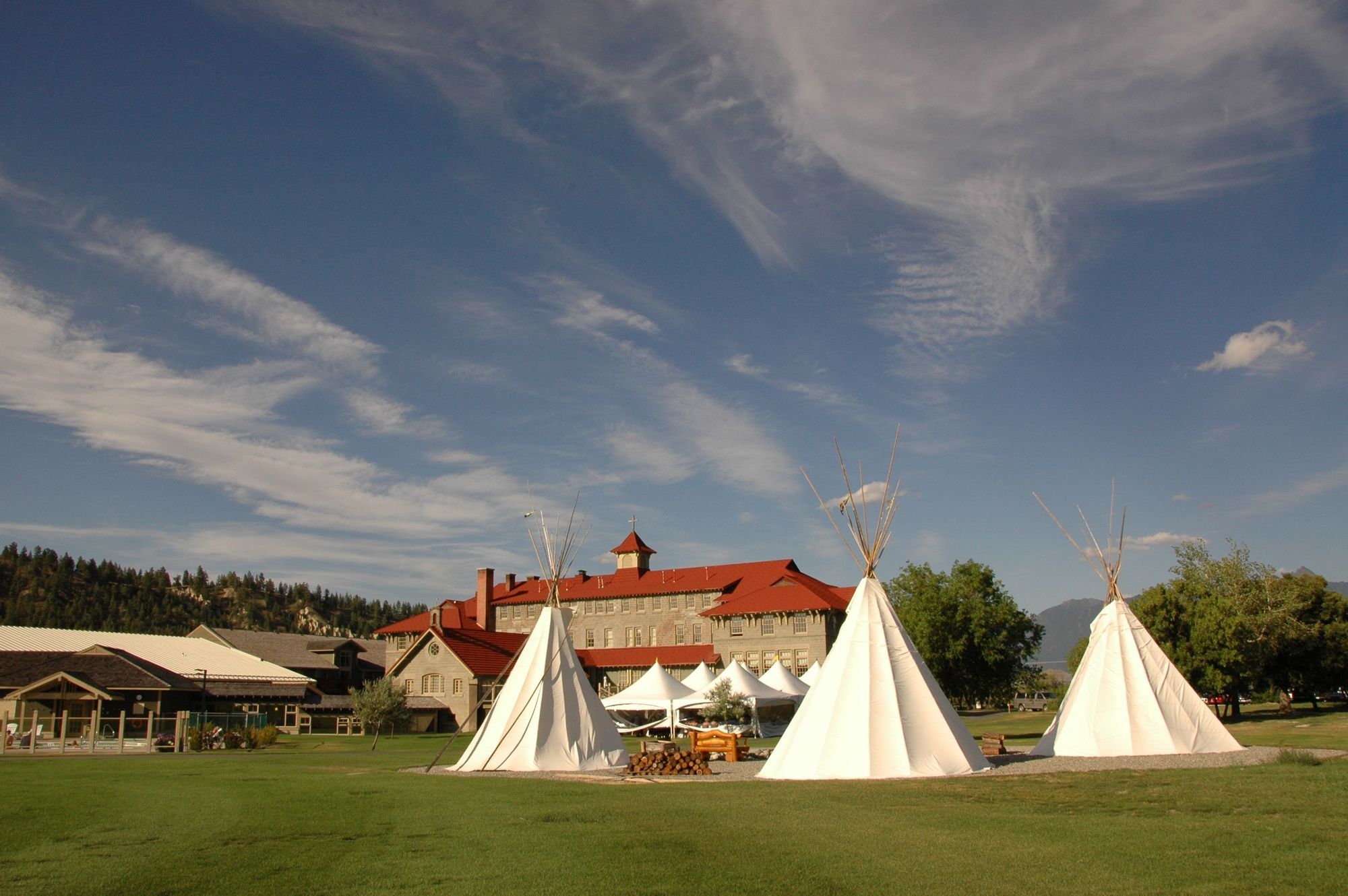 Resort St. Eugene Golf & Casino