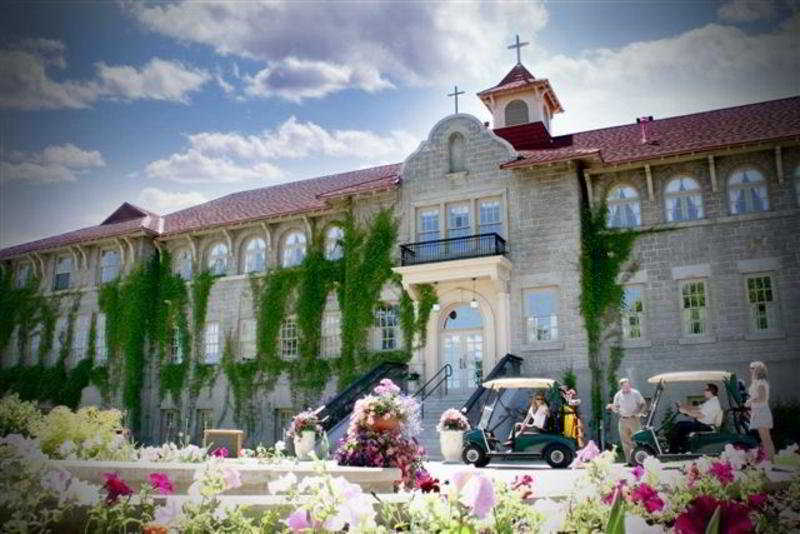 St. Eugene Golf & Casino 4* Cranbrook