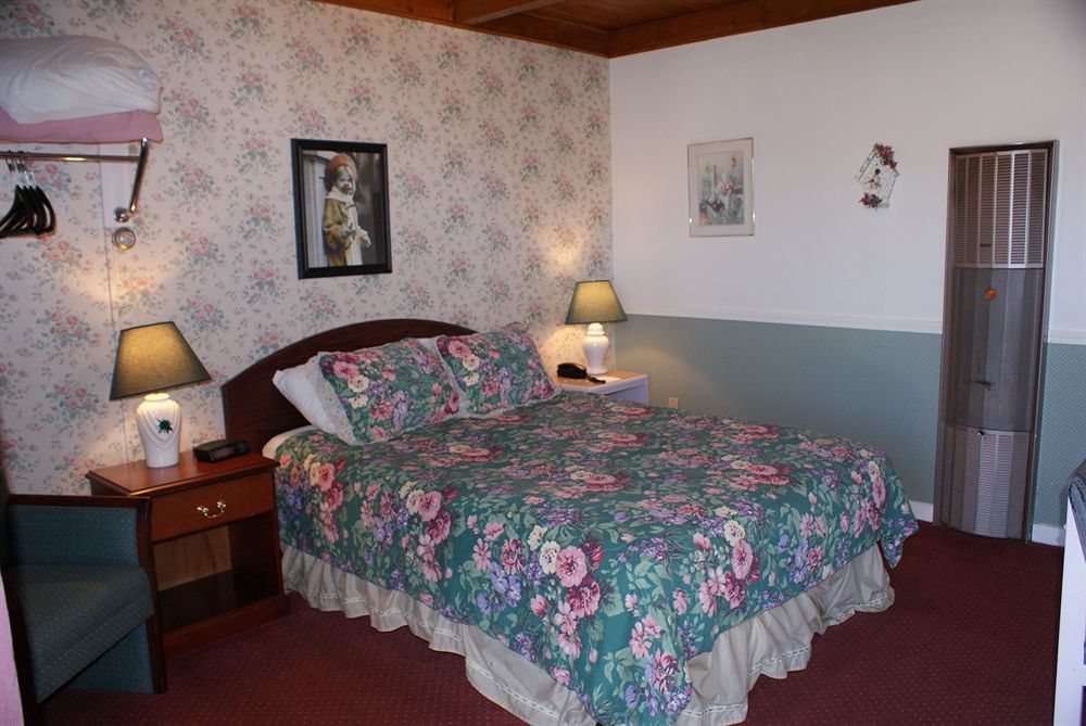 Motel Kootenay Country 2*